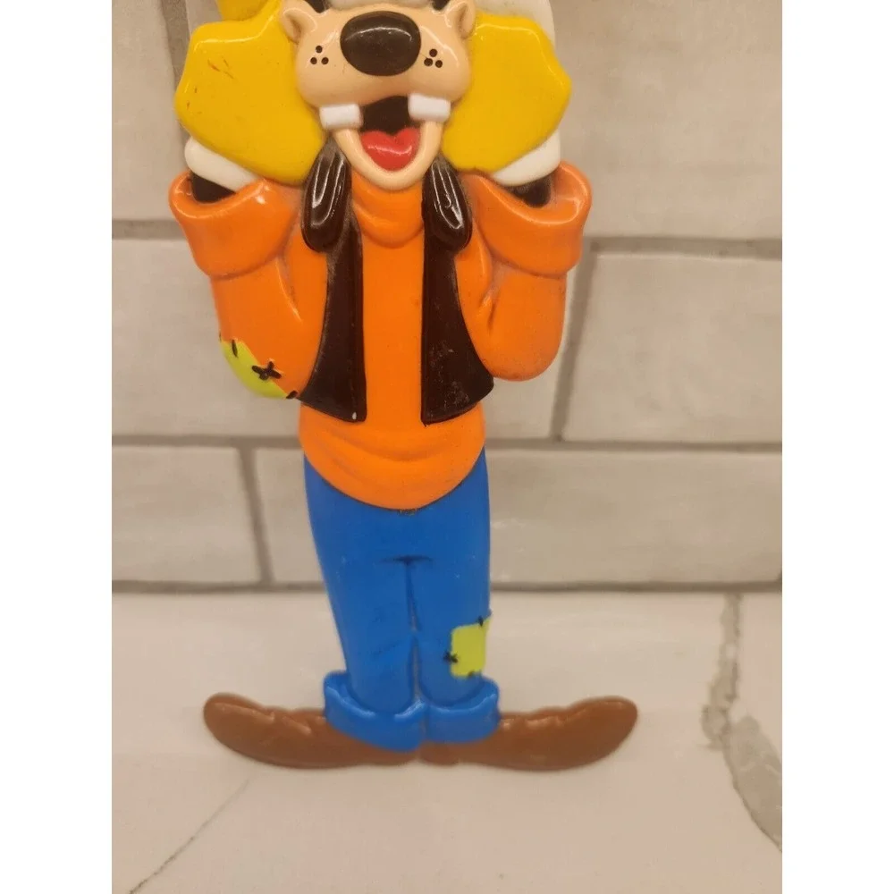 Vintage Walt Disney World Back Scratcher Goofy Donald Duck Mickey Mouse 15